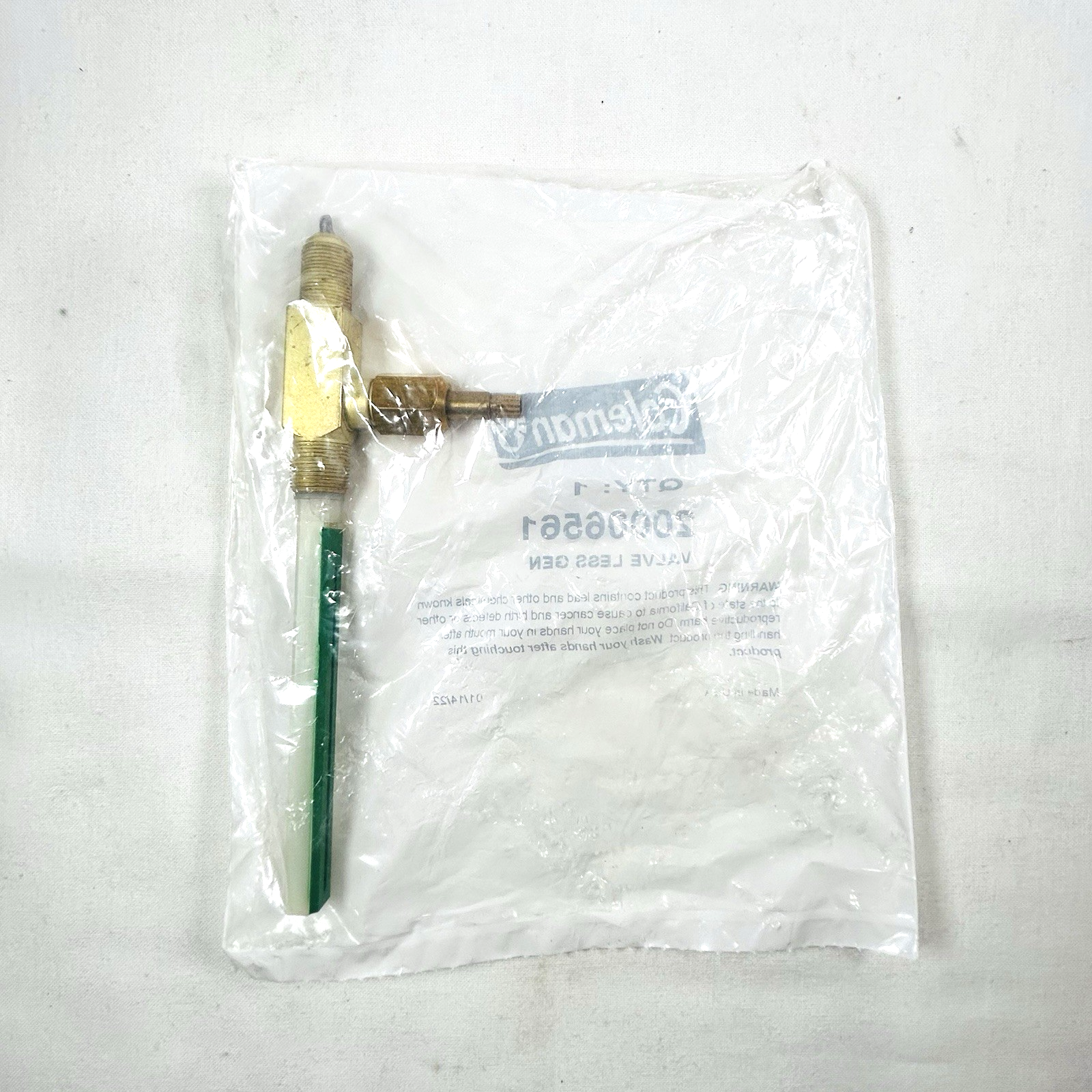 New Coleman NorthStar Lantern Valve Assembly Part# 2000-65612